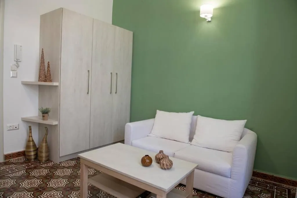 The Little Big Apartment In The Heart Of Heraklion