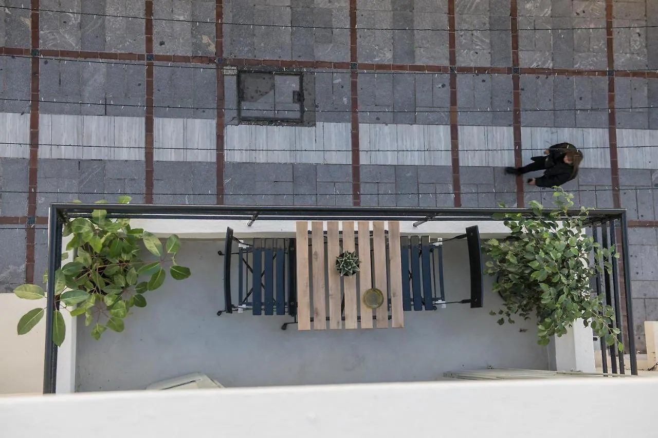 The Little Big Apartment In The Heart Of Heraklion