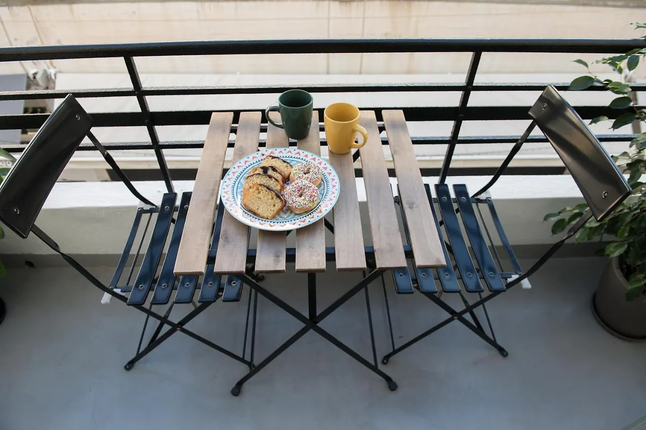 The Little Big Apartment In The Heart Of Heraklion